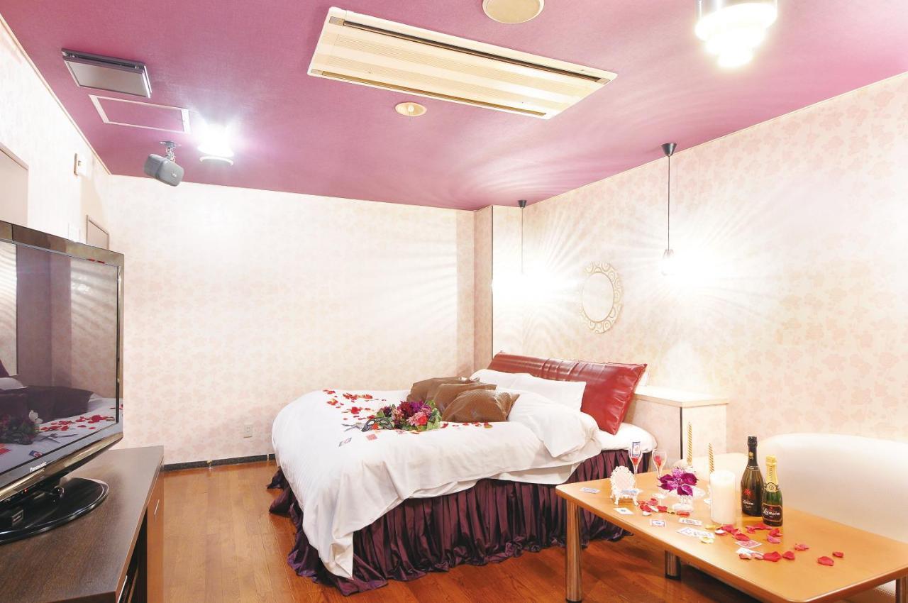 Magical Pumpkin Sweet Garden Leisure Hotel (Adults Only) أوكاياما المظهر الخارجي الصورة